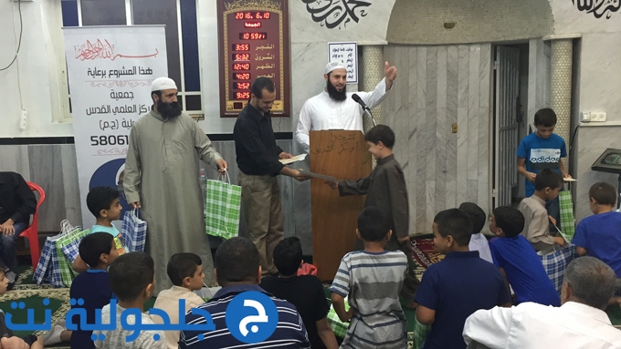 دار القرأن الكريم في مسجد ابو بكر تحتفل بانهاء العام الدراسي 